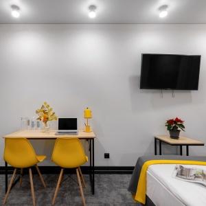 Hotel Izzzi Up 4 Community L&C