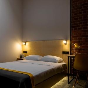 Hotel Izzzi Up 4 Community L&C
