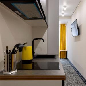 Hotel Izzzi Up 4 Community L&C