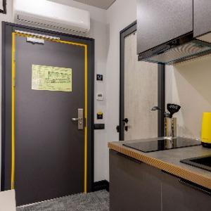 Hotel Izzzi Up 4 Community L&C