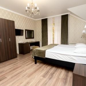 Hotel Crocus