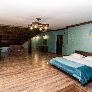 Hotel Crocus
