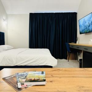 Hotel 6 Rooms