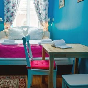 Hotel Friends on Vosstaniya