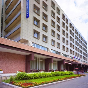 Hotel Polustrovo
