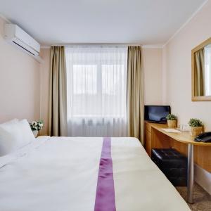 Hotel Polustrovo