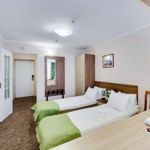 Hotel Polustrovo