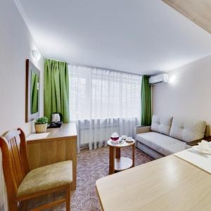 Hotel Polustrovo