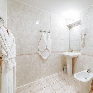 Hotel Polustrovo