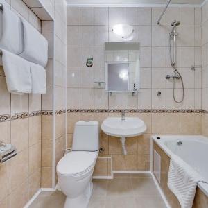 Hotel Polustrovo
