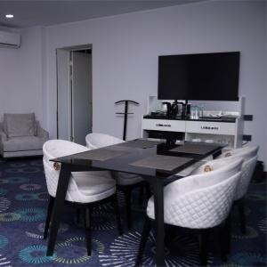 Hotel Meridian
