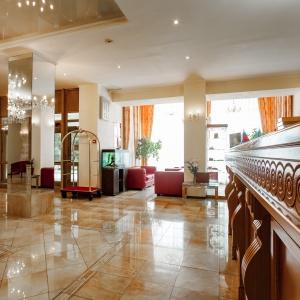 Hotel Oktyabrskaya