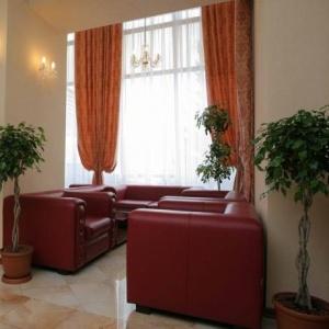Hotel Oktyabrskaya