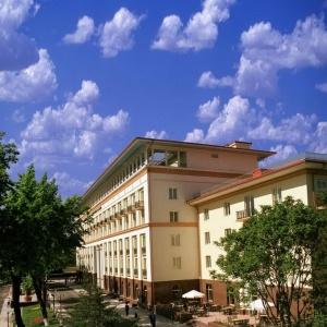 Lotte City Hotel Tashkent Palace