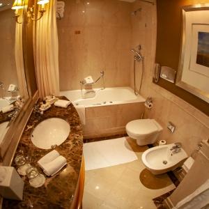 Accomodation facility Donbass Palace