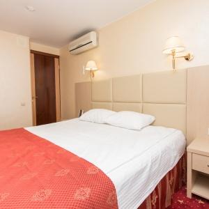 AMAKS Premier Hotel
