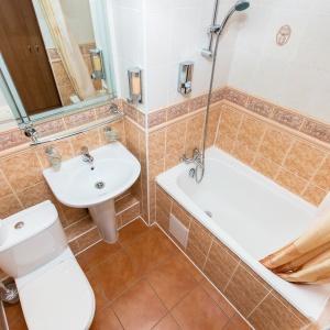 AMAKS Premier Hotel