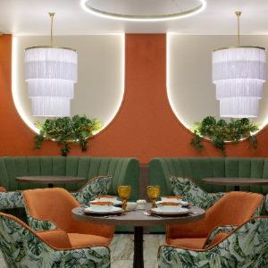 AMAKS Premier Hotel
