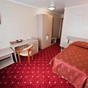 AMAKS Premier Hotel