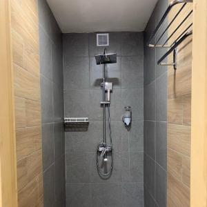 CubRooms Capsule Hotel