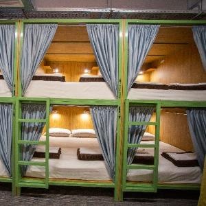 CubRooms Capsule Hotel