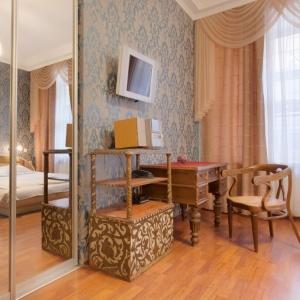 Гостиница У Эрмитажа (б. Дом у Эрмитажа)