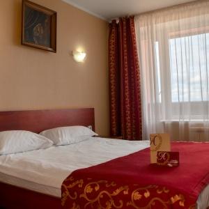 AMAKS Hotel Azov