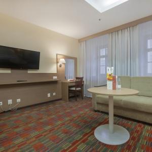 Hotel Ambassador