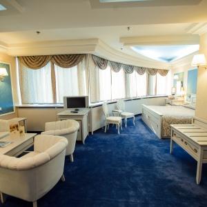 Hotel Ambassador