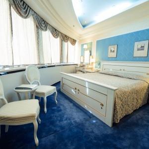 Hotel Ambassador