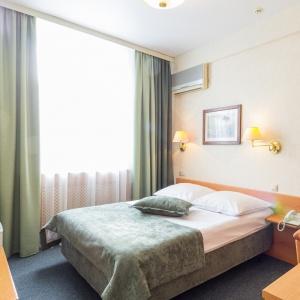 Hotel Equator