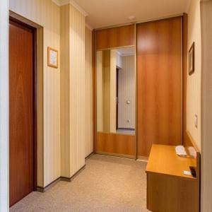 Hotel Equator