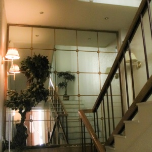 Hotel Equator