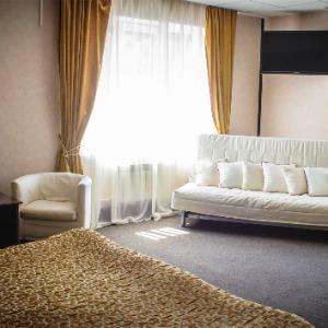 Hotel 12 Rooms