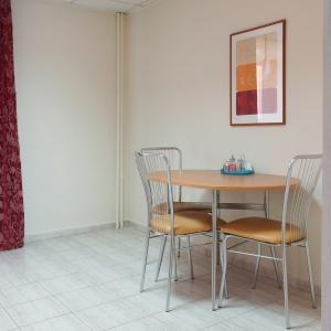 City Hotel