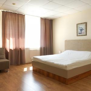 City Hotel