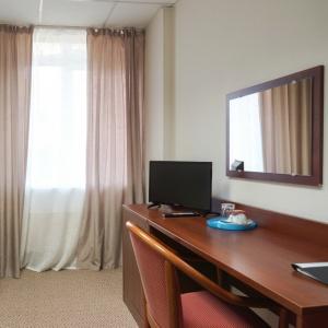 City Hotel