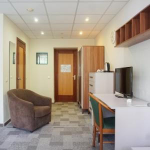 City Hotel
