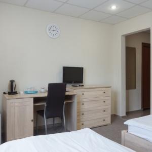 City Hotel