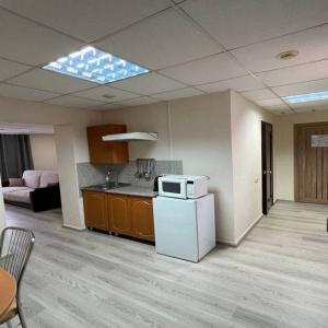 City Hotel