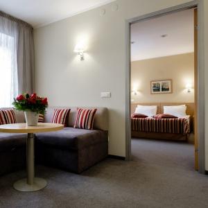 Grand Avenue Hotel by USTA Hotels