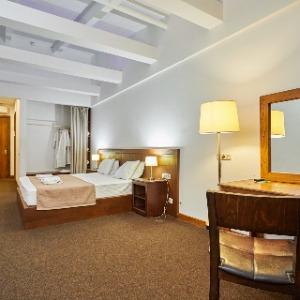 Hotel DEM