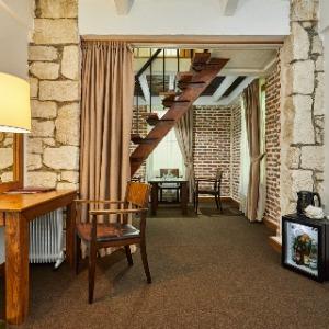 Hotel DEM
