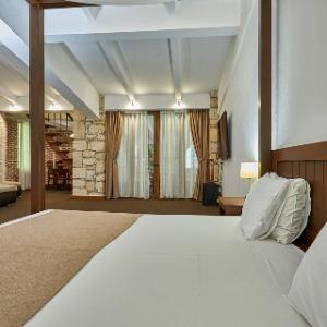 Hotel DEM