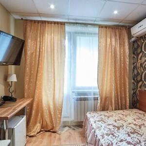 Hotel Bonjour on Izyumskaya