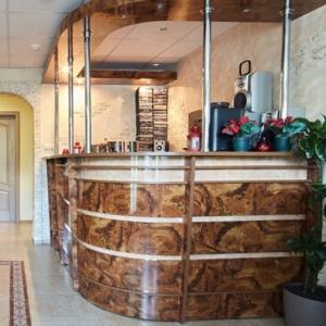 Hotel Bonjour on Izyumskaya