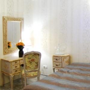 Nikolaevsky Posad Art Hotel