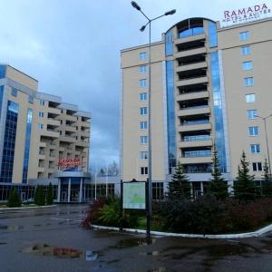 Гостиница Рамада Отель энд Сьютс Виндхэм Алабуга