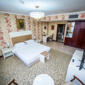 Hotel G Empire