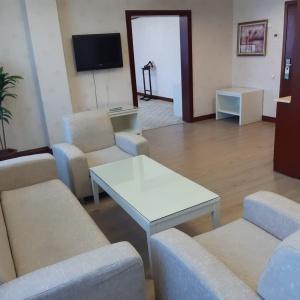 Hotel G Empire